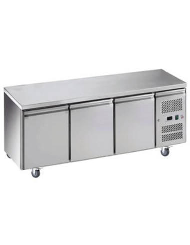 Table desserte positive centrale GN 1/1 profondeur 700 - 3 portes - 1