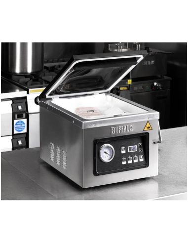 Machine de mise sous vide avec chambre et pompe à huile 9L - Buffalo - HT497