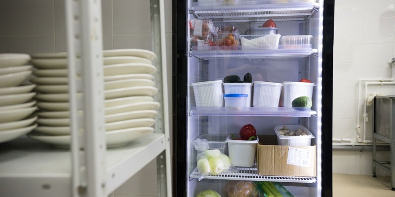 Les différentes armoires réfrigérées positives pour optimiser votre restaurant